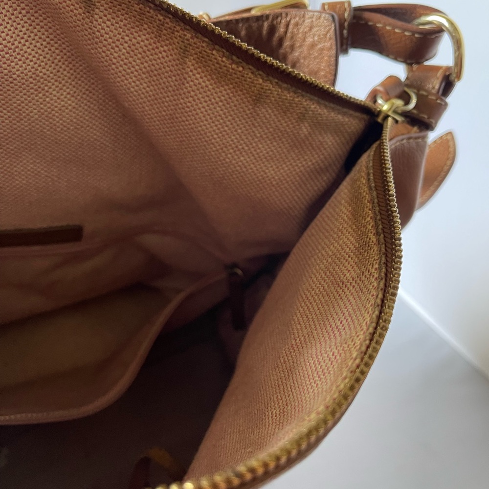 Dooney & Bourke Dillen Pocket Sac Shoulder Bag - Picture 6 of 9